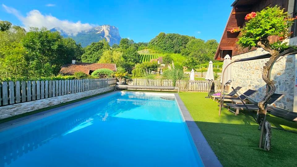 Bed and Breakfast L'Etang De La Tourne Les Marches Zewnętrze zdjęcie